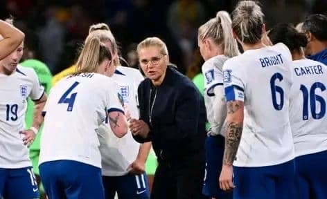 Football féminin : une révolution sur les bancs de touche
