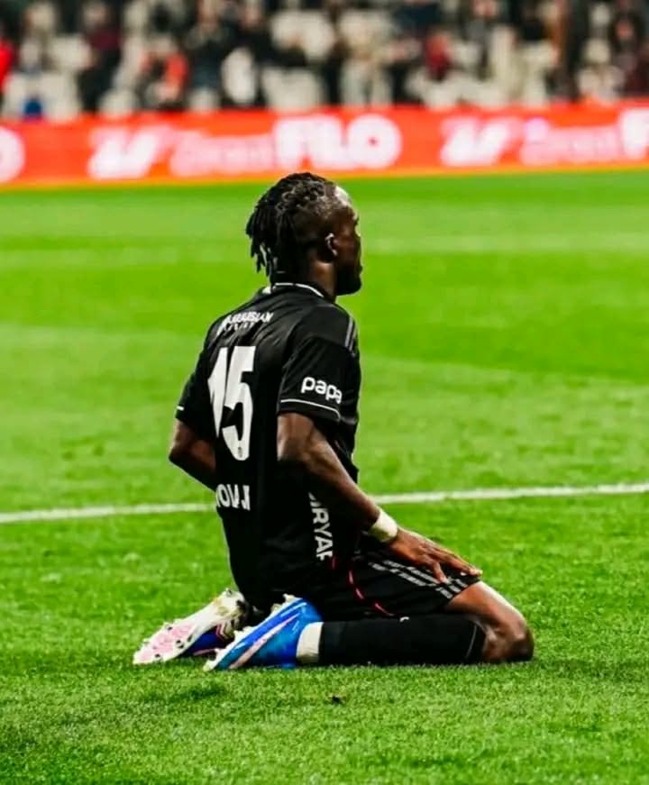 Nuit cruelle pour Junior Olaïtan… Beşiktaş chute aux portes de la finale