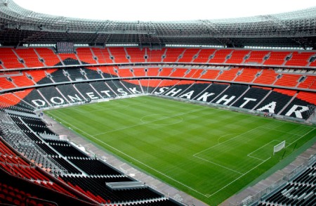 Pelouse stade Donbass Arena