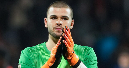 Quelles sont les statistiques de Lucas Chevalier au PSG ?