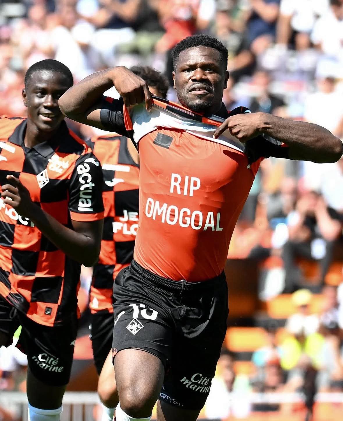 Tosin Ayeidoun  décisif avec Lorient